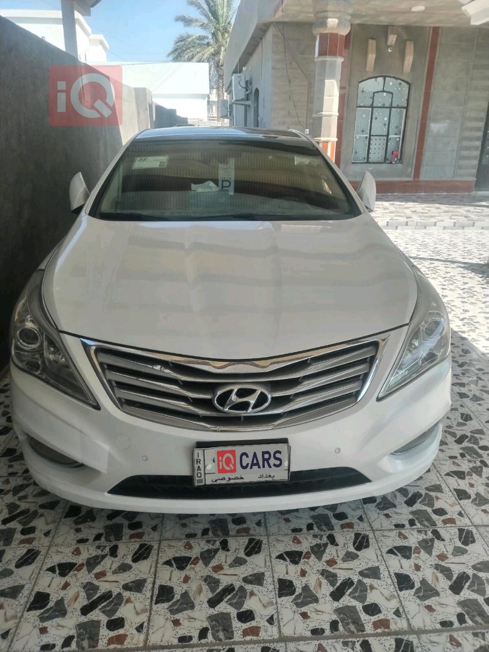 هيونداي أزيرا